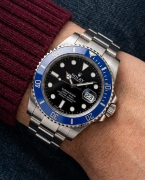 Role_x Oyster Perpetual Submarine Blue Bazel